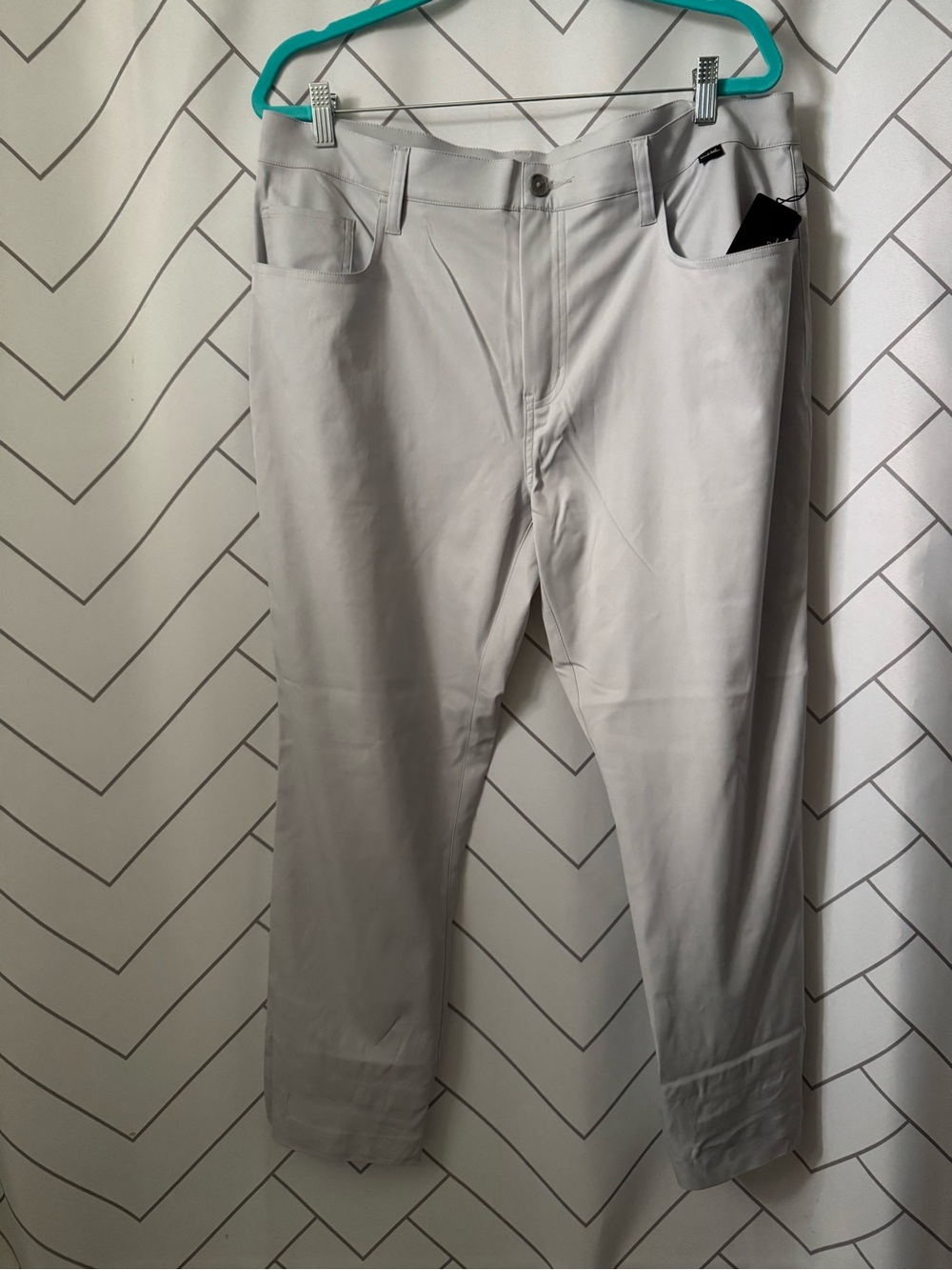 Travis Mathew Light Gray Chinos NWT